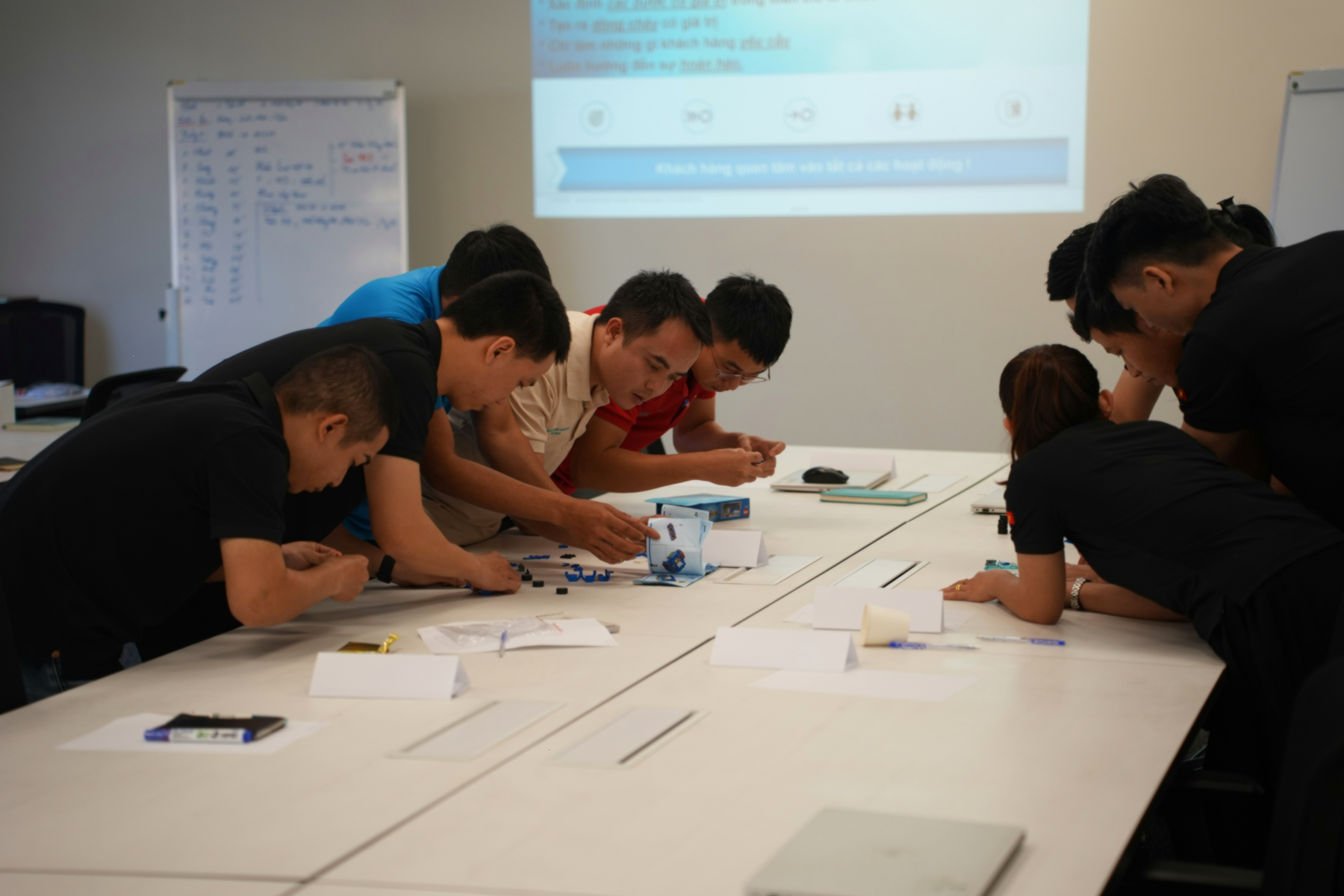 consultation session, client Q&A, technical discussion, solution planning